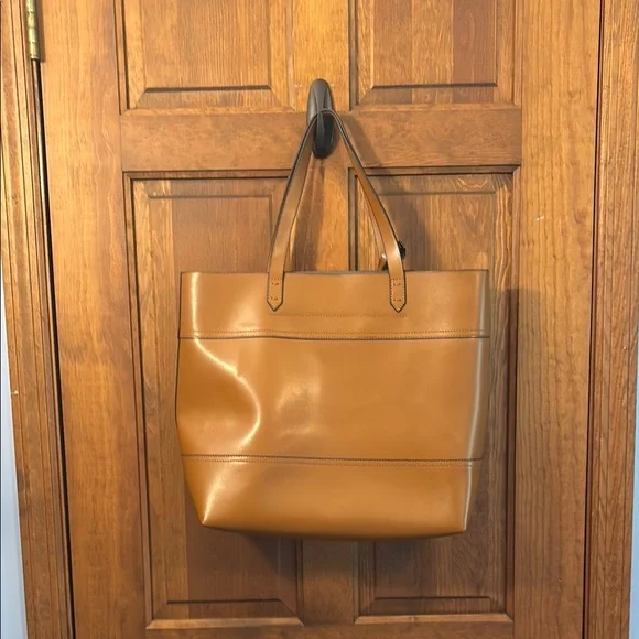 Kelsi Dagger Tan Leather Handbag - Picture 6 of 7